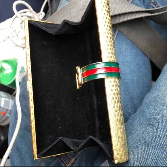 COPY - Gold Metal Gucci Clutch - Picture 3 of 6